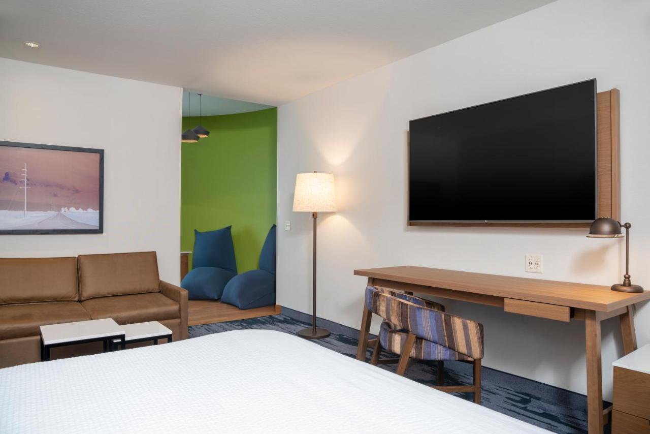 Fairfield Inn & Suites By Marriott Fair Oaks Farms Exterior foto