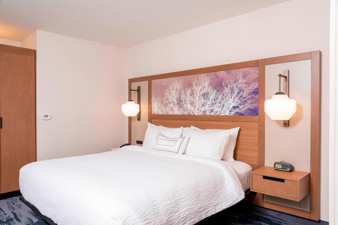 Fairfield Inn & Suites By Marriott Fair Oaks Farms Exterior foto